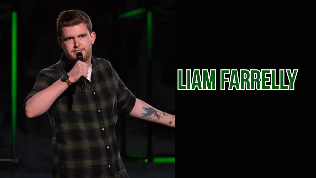 Image of comedian Liam Farrelly holding a microphone 