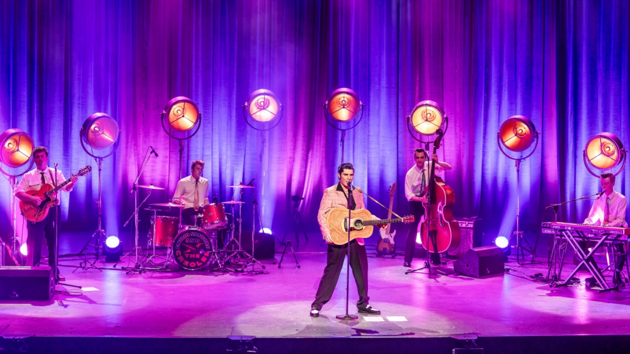 Emilio Blue Christmas 3