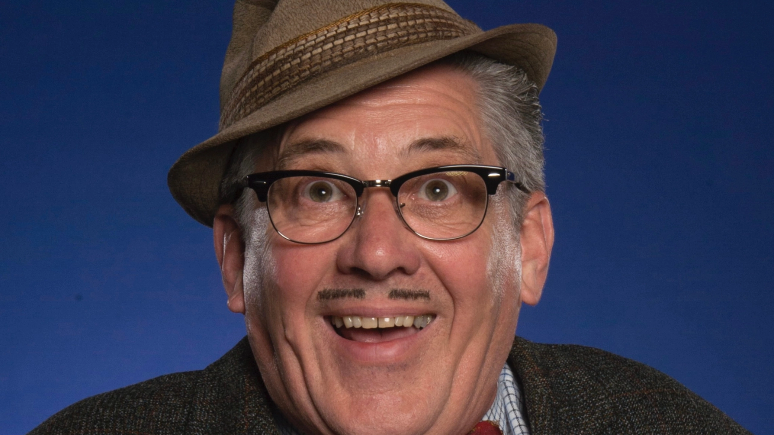Count Arthur Strong - And It's Goodnight From Him