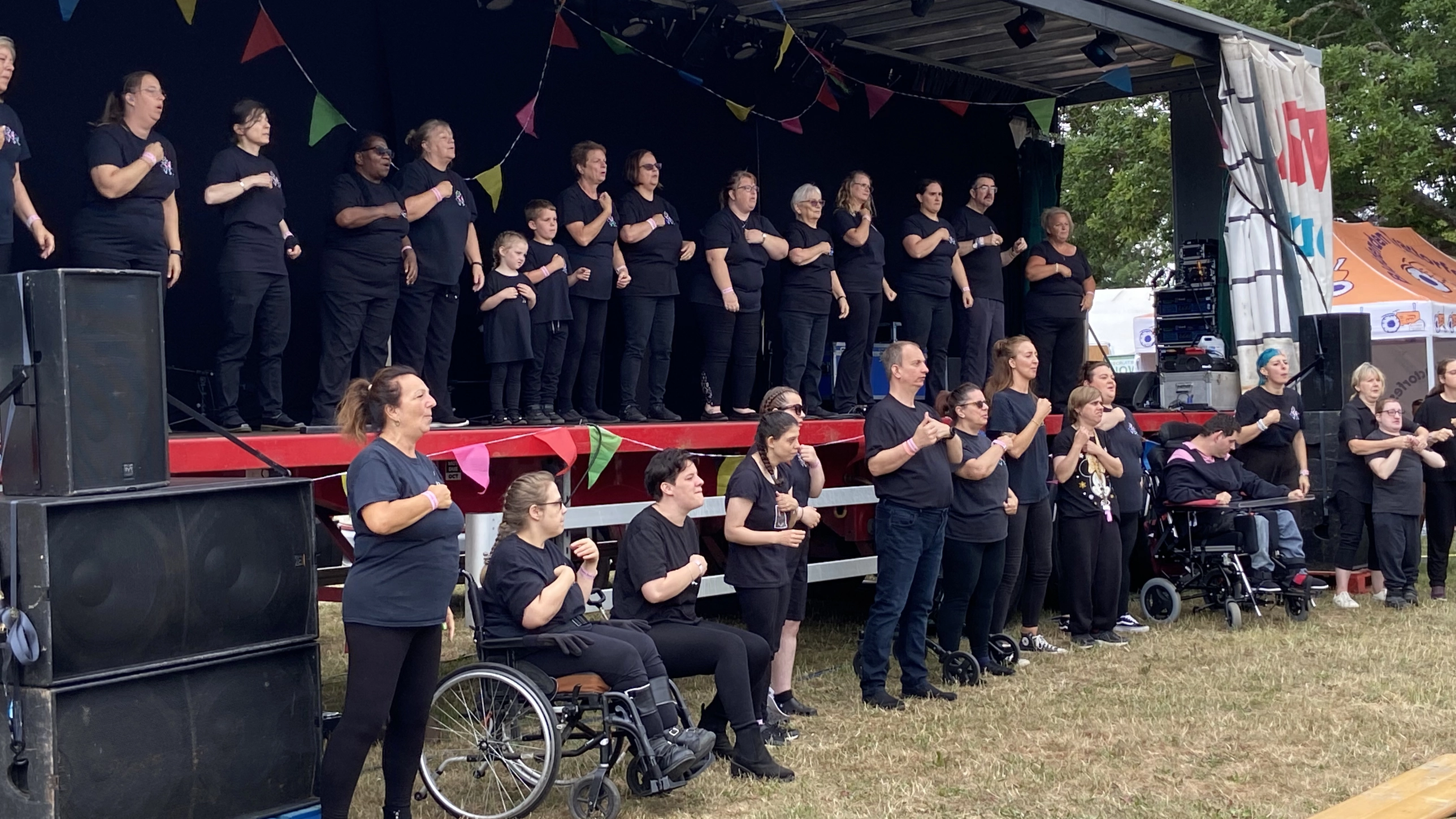 “Salute” – An evening with Vision Signing Choir