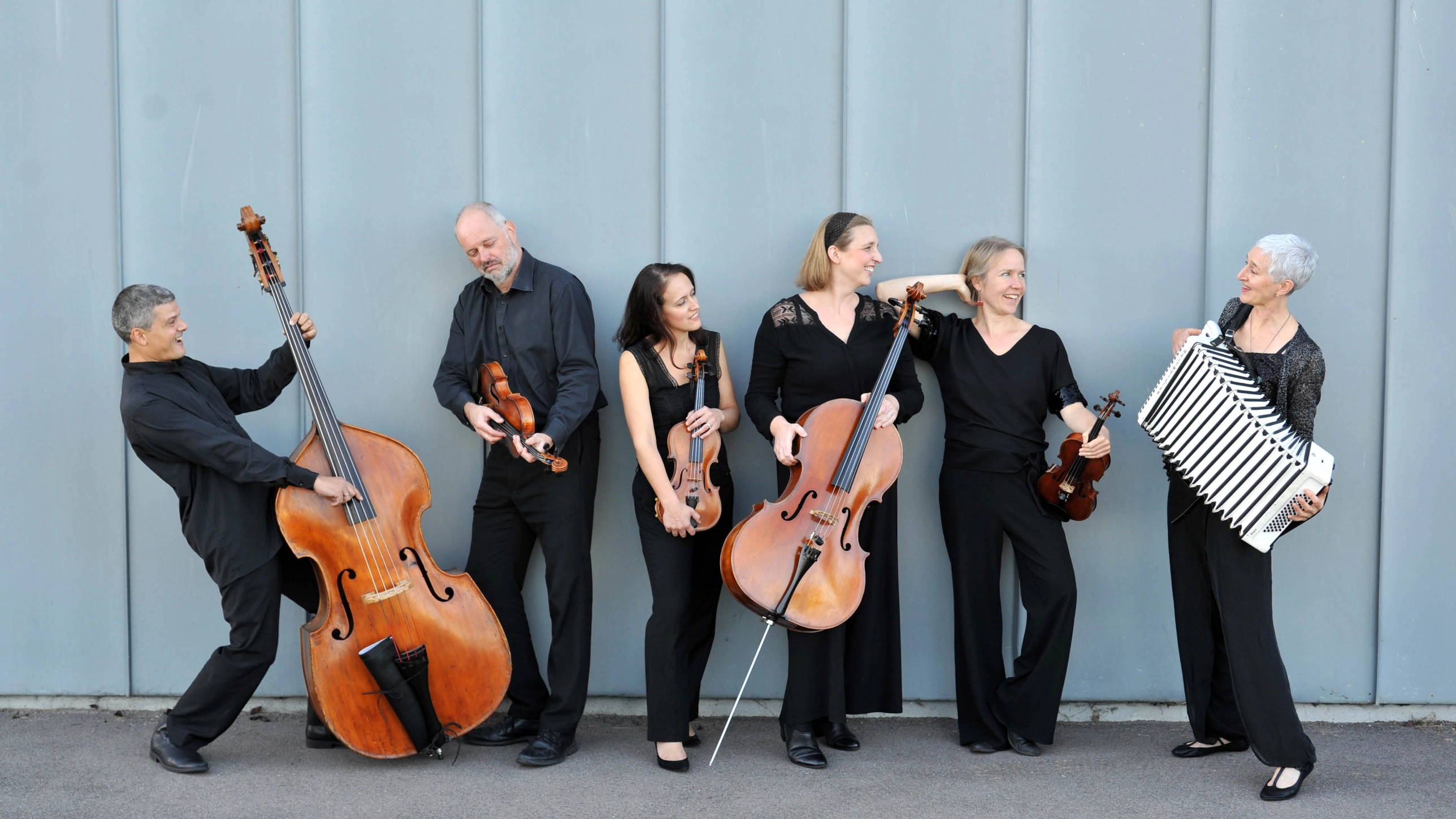 Ensemble Reza:The New World, Fiddles, Folk & Freedom