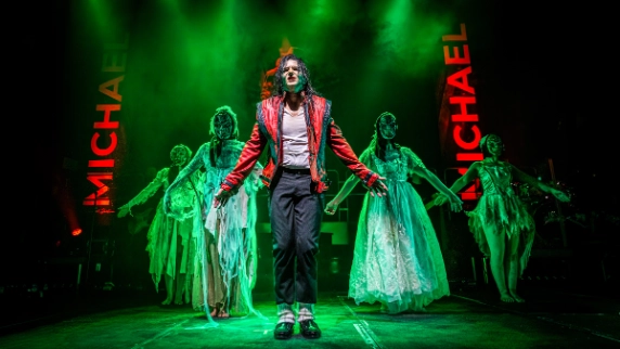 Ben Bowden as Michael Jackson - Thriller production image 