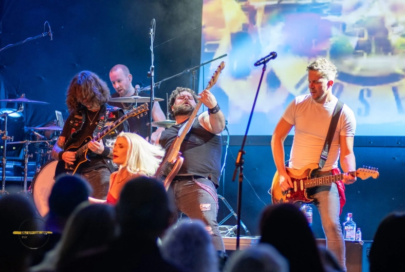 Rock For Heroes